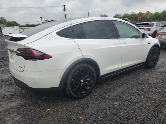 Vin: 5yjxcae29hf045697, lot: 56215485, tesla model x 20173
