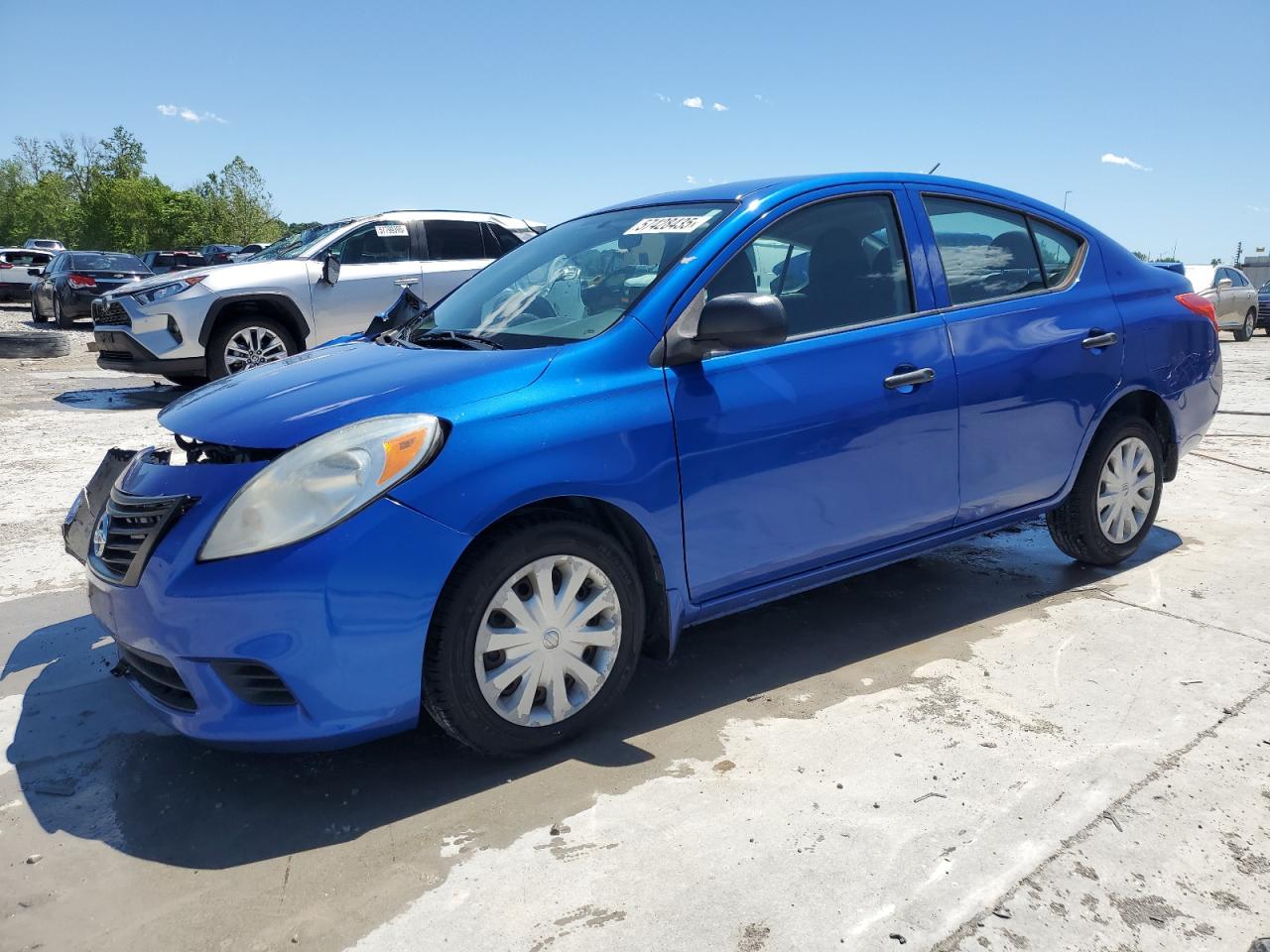 NISSAN VERSA S