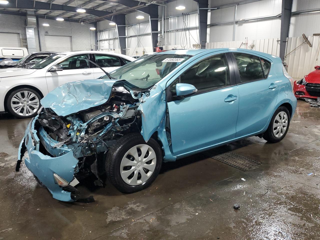 TOYOTA PRIUS C