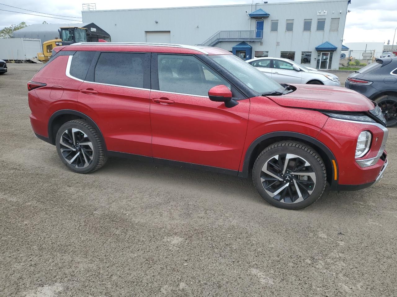 Mitsubishi Outlander 2023