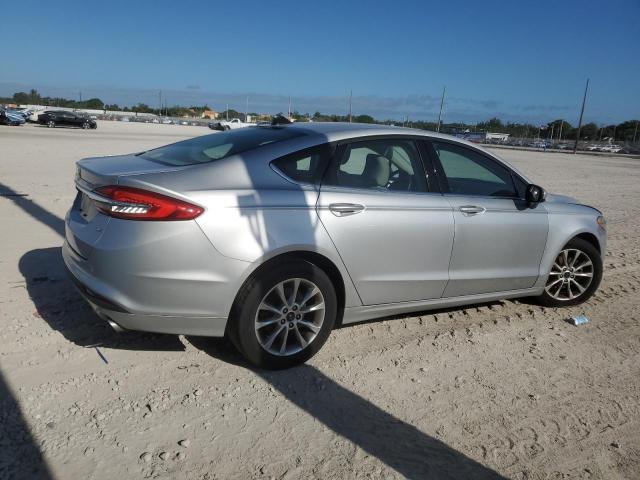 Vin: 3fa6p0h7xhr117853, lot: 57478165, ford fusion se 20173