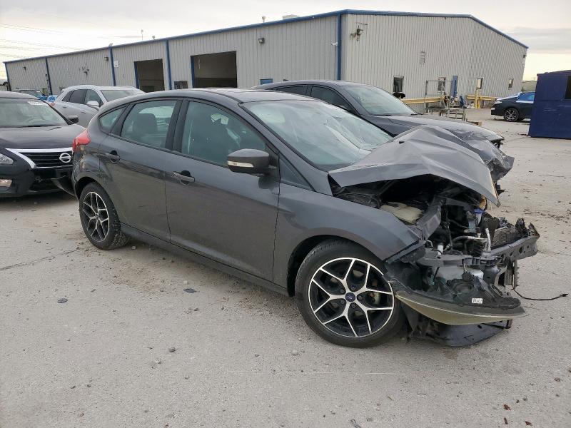 Vin: 1fadp3m24jl297788, lot: 55721285, ford focus sel 20184