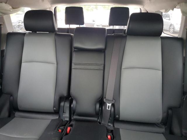 2018 TOYOTA 4RUNNER SR JTEZU5JR8J5167485