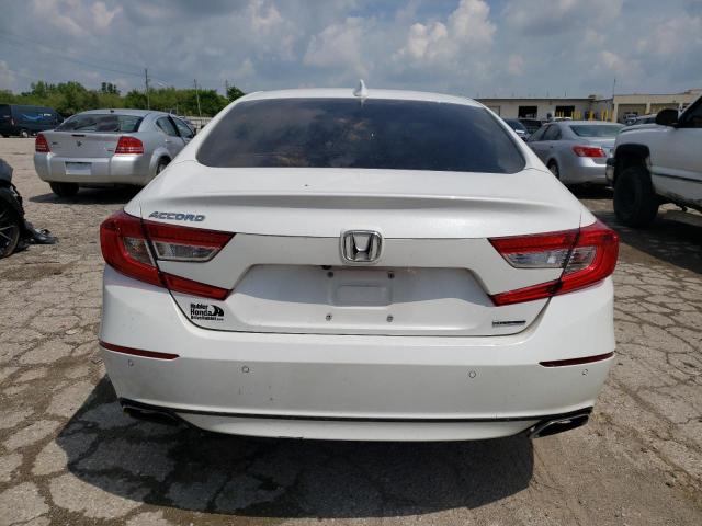 2018 HONDA ACCORD TOU - 1HGCV1F97JA070912
