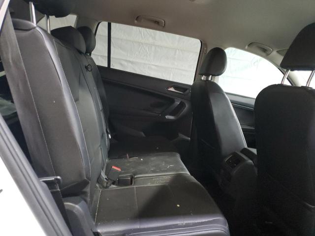 2018 VOLKSWAGEN TIGUAN SE - 3VV3B7AX2JM153796