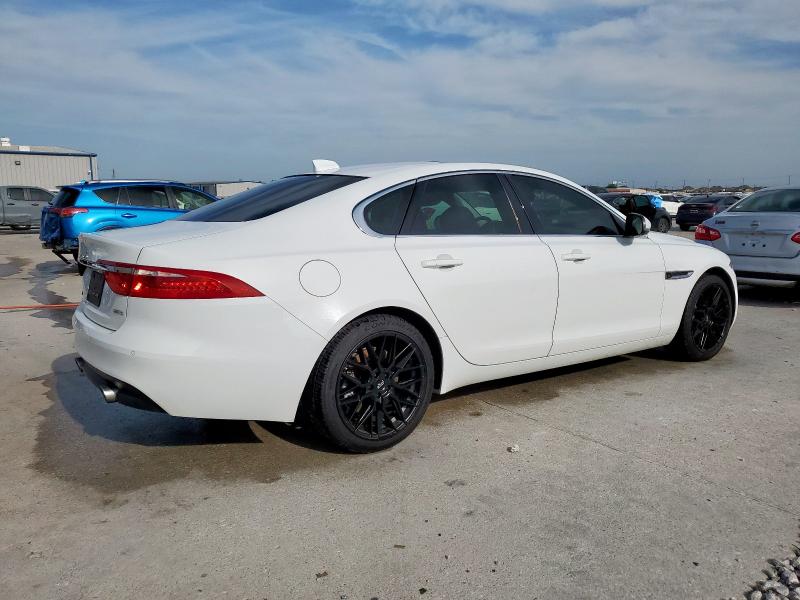 Vin: sajbe4bv4hcy31023, lot: 56425255, jaguar xf prestige 20173