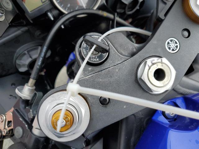 2015 YAMAHA YZFR6 C JYARJ16Y2FA009319