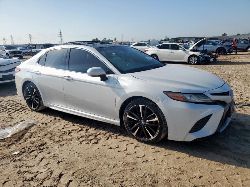 Vin: 4t1bz1hk5ju003105, lot: 57811105, toyota camry xse 20184