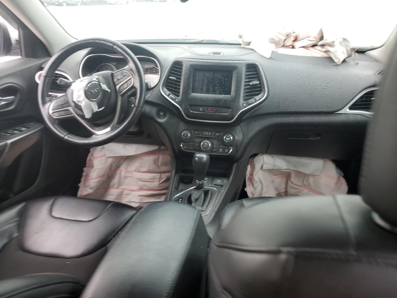 JEEP GRAND CHEROKEE LATITUDE PLUS