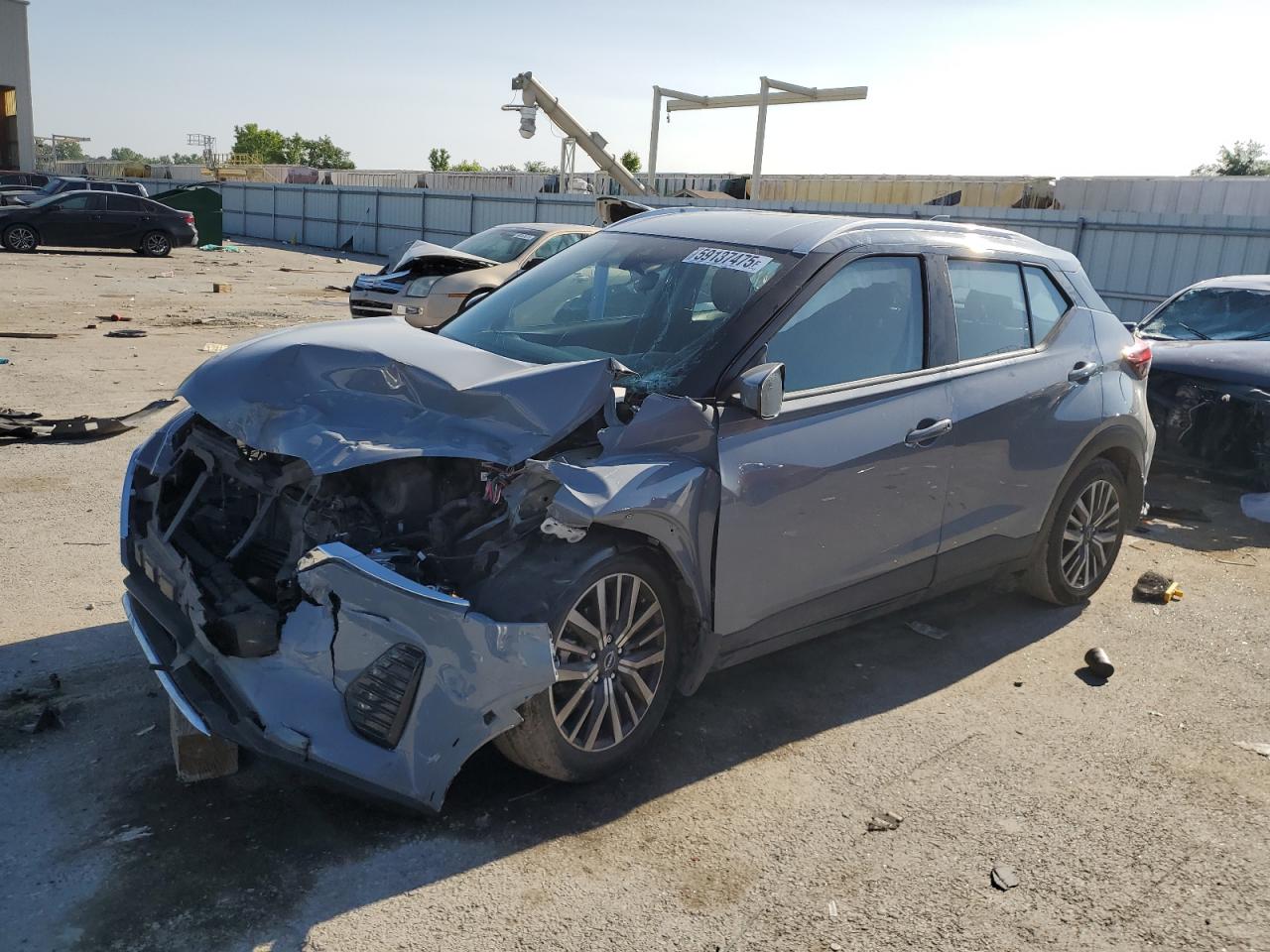 NISSAN KICKS SV