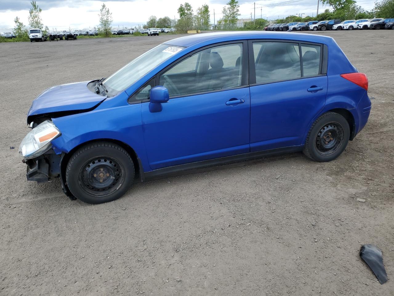 NISSAN VERSA S
