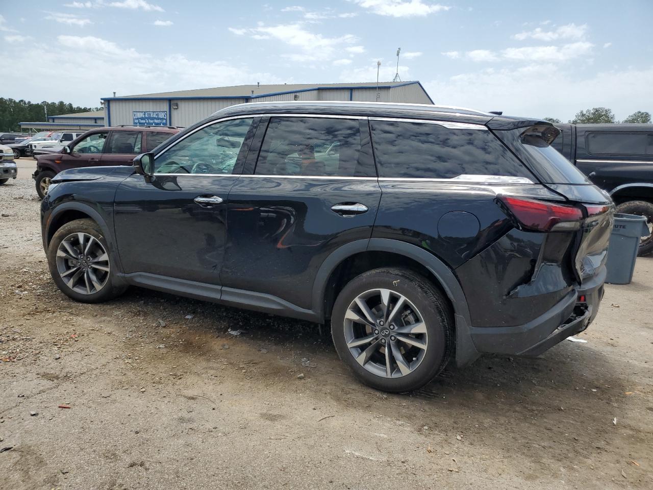 INFINITI QX60 2024