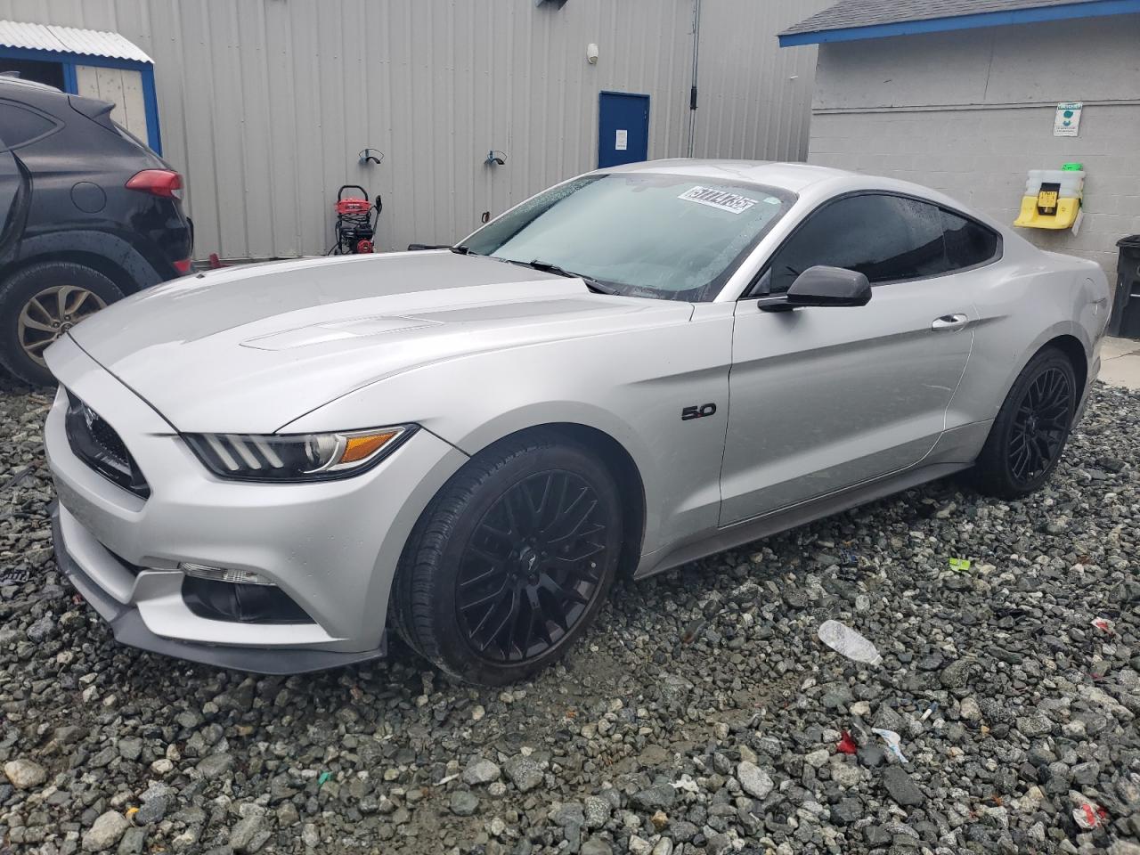 FORD MUSTANG GT