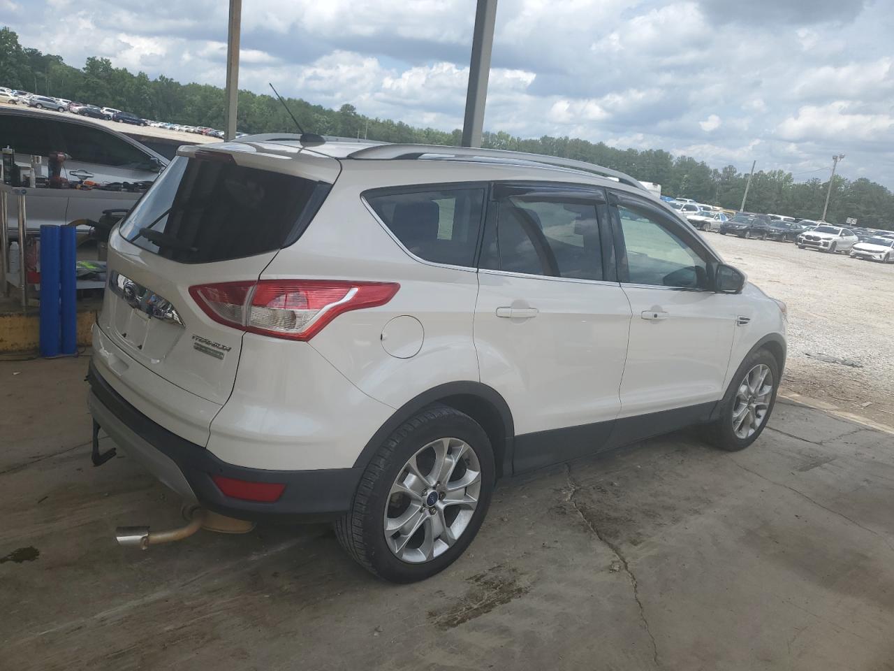 FORD ESCAPE TITANIUM