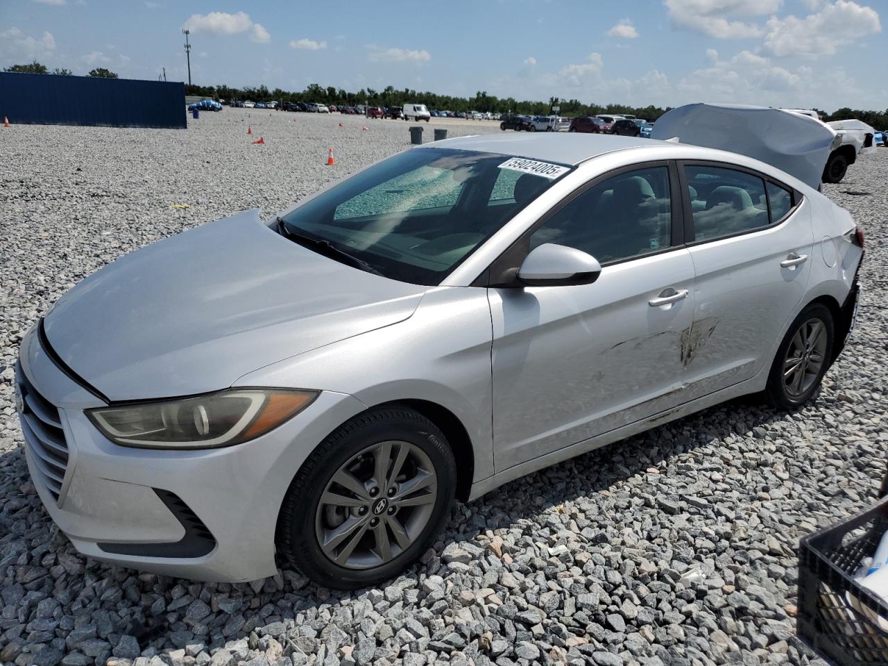 HYUNDAI ELANTRA SE