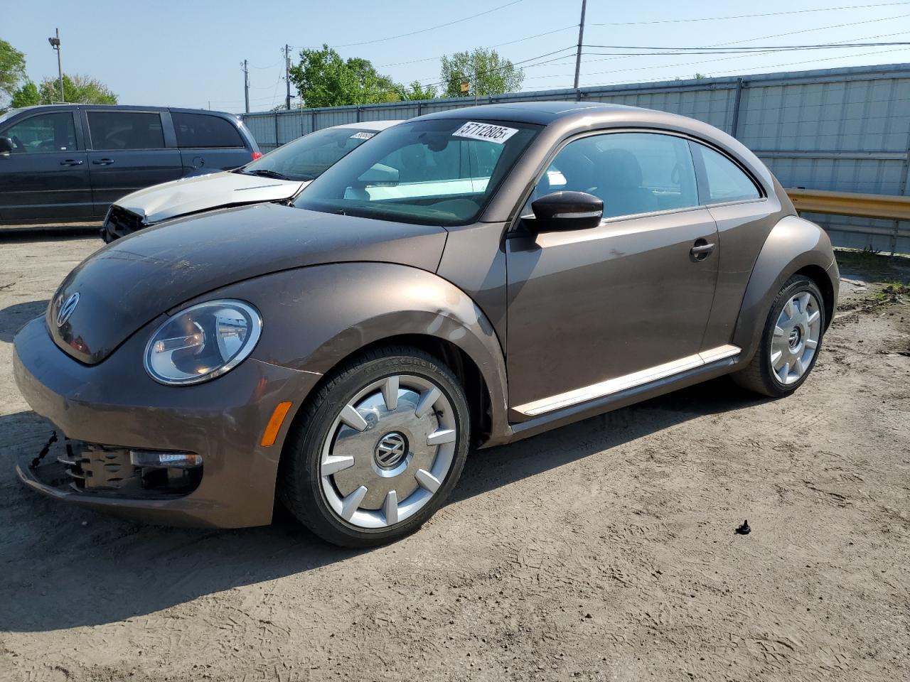 VOLKSWAGEN BEETLE