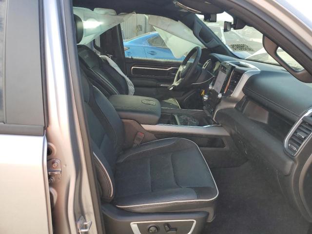 2025 RAM 1500 LARAM - 1C6SRFJPXSN524430