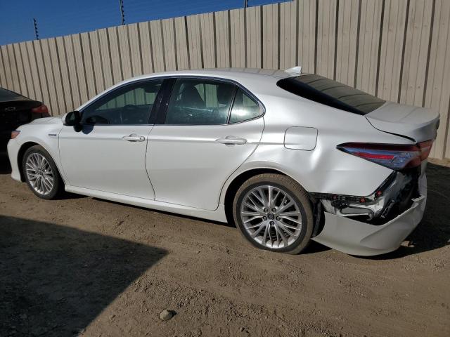 2018 TOYOTA CAMRY HYBR - 4T1B21HK7JU002946