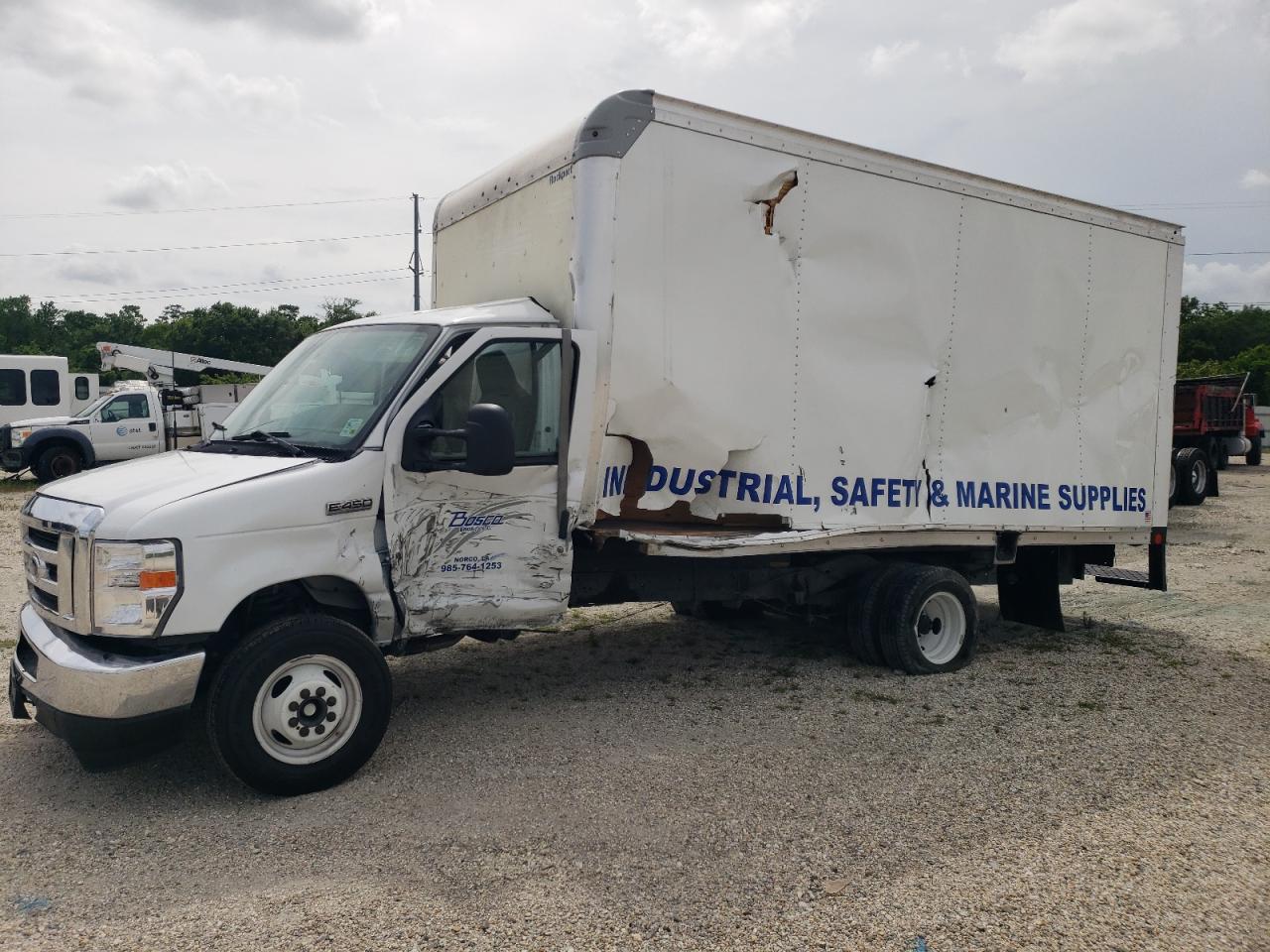 FORD ECONOLINE E450 SUPER DUTY CUTAWAY VAN