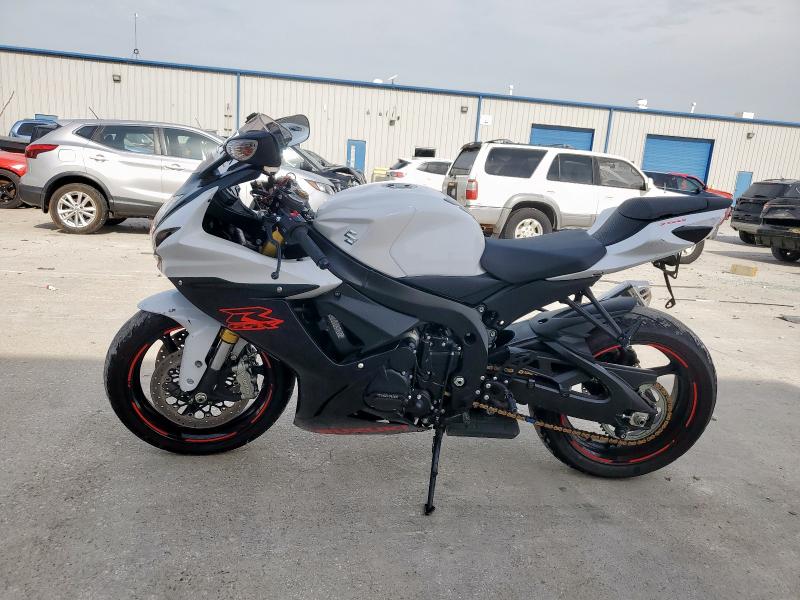 2019 SUZUKI GSX-R750 - JS1GR7MA1K7100953