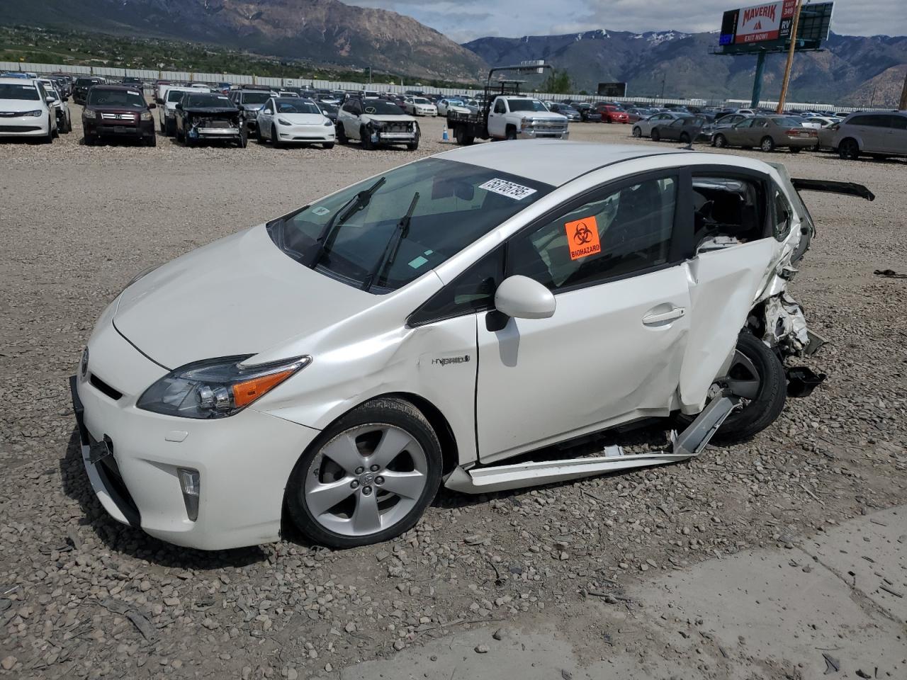 TOYOTA PRIUS