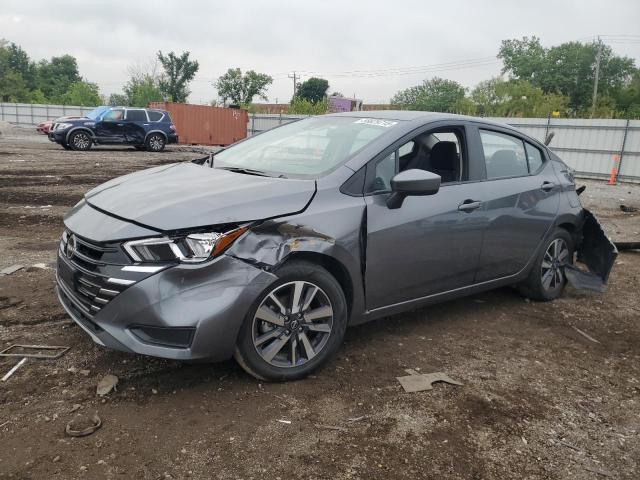 NISSAN VERSA SV