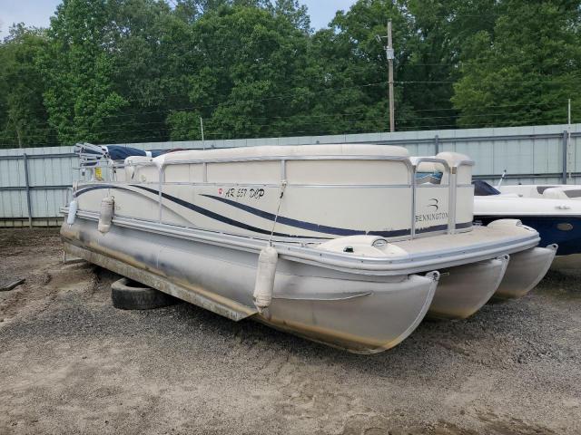 BENNINGTON MARINE BOAT 2004 ETW30110D404 photo #3