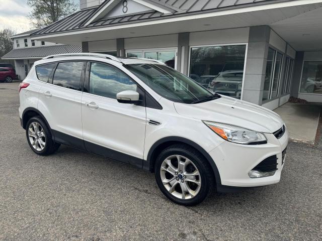 FORD ESCAPE TITANIUM