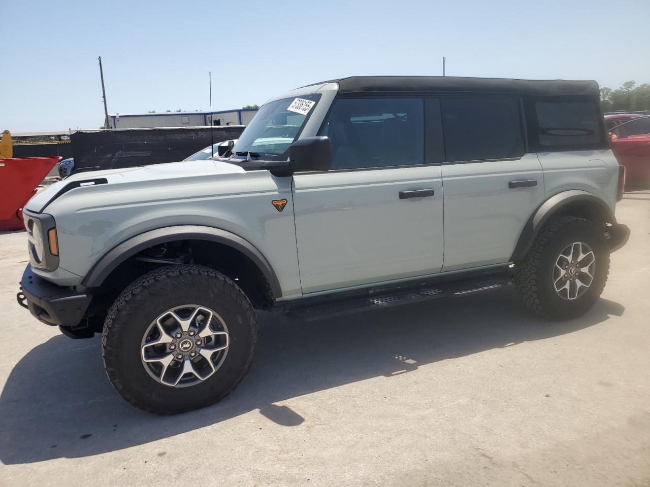 FORD BRONCO BADLANDS