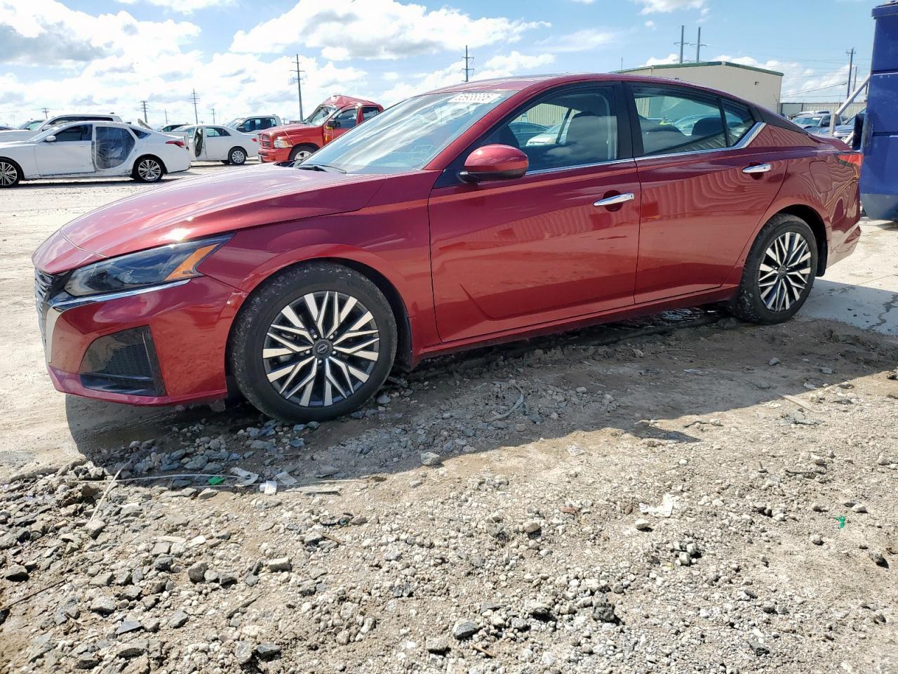 NISSAN ALTIMA SV