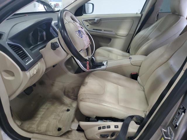 2016 VOLVO XC60 T5 PR - YV4612RK7G2821910