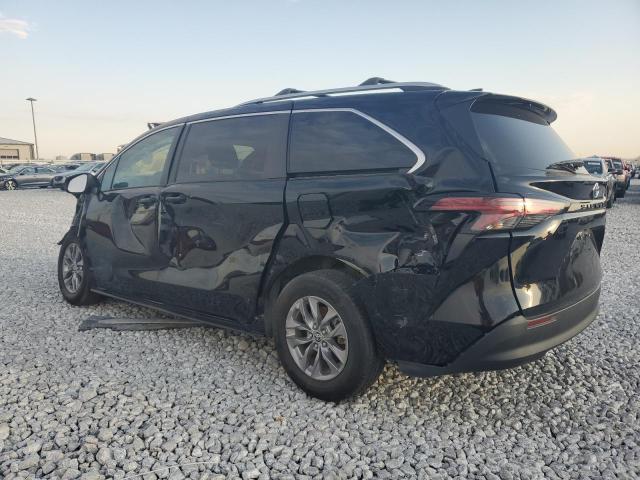2022 TOYOTA SIENNA LE 5TDKRKEC4NS078962