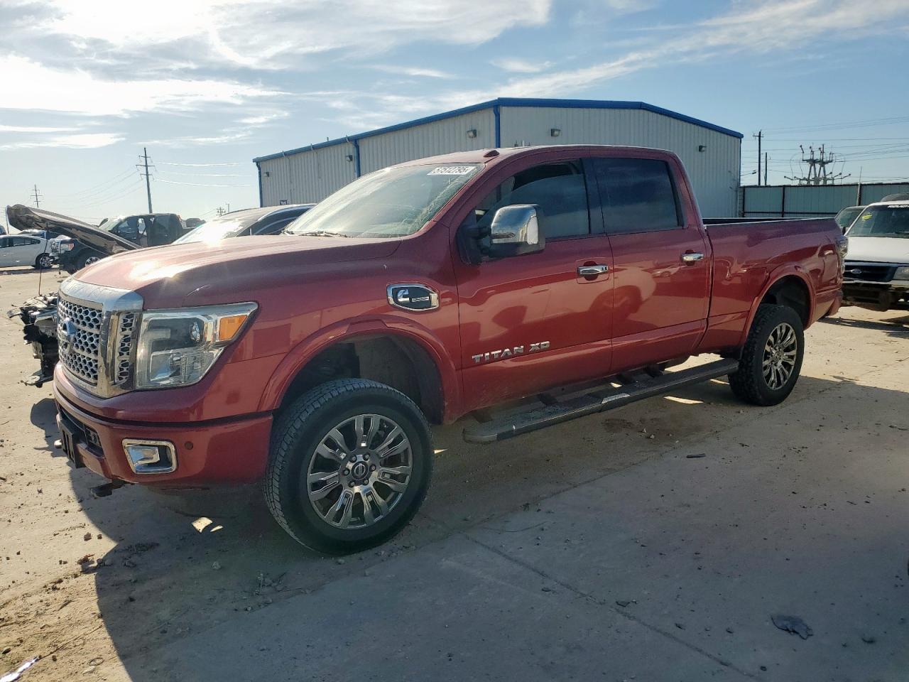 NISSAN TITAN SL