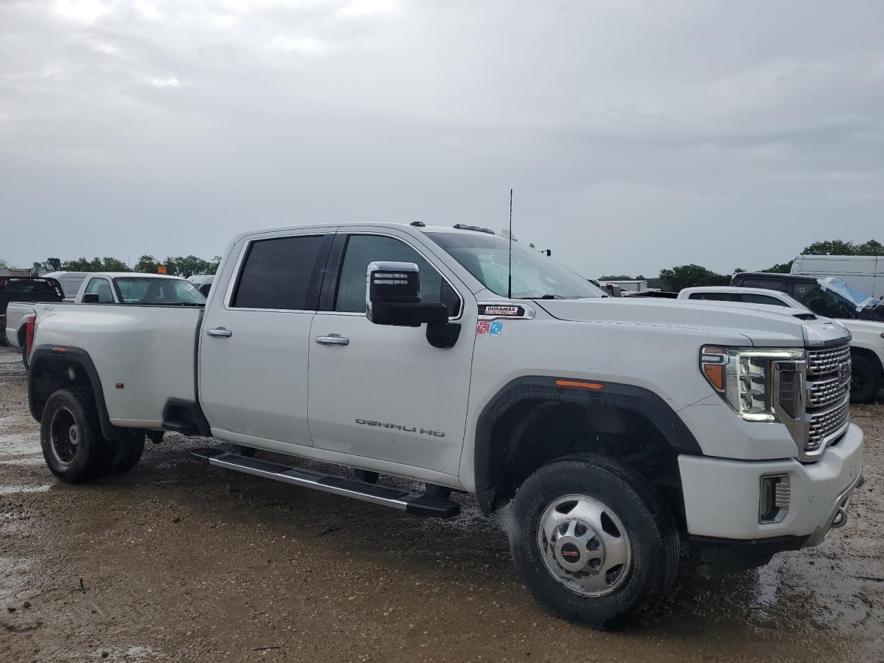 GMC SIERRA K3500 DENALI