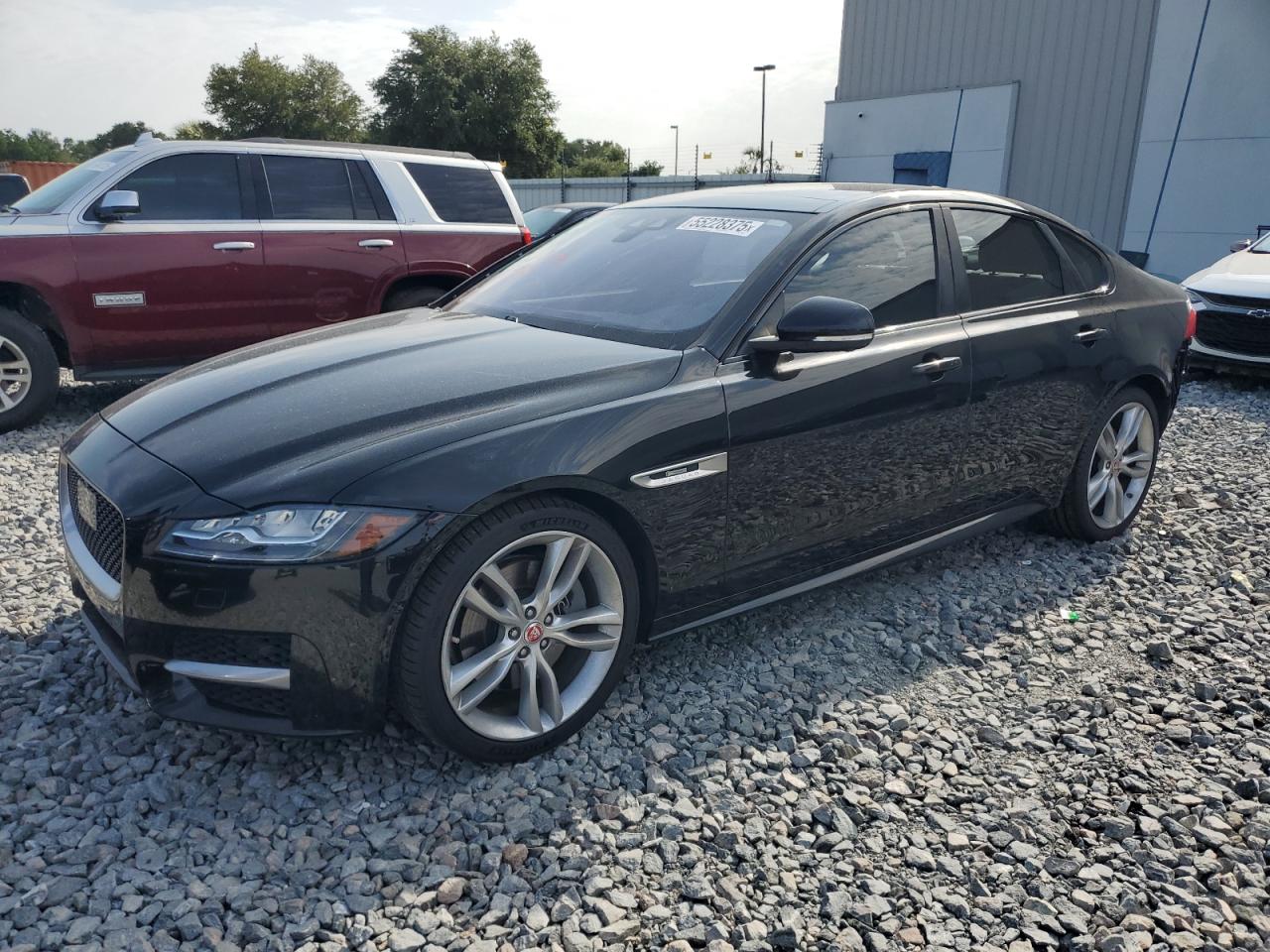 JAGUAR XF R - SPORT