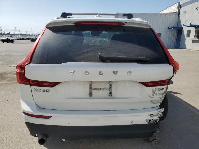 2021 VOLVO XC60 T5 MO YV4102RK2M1877347