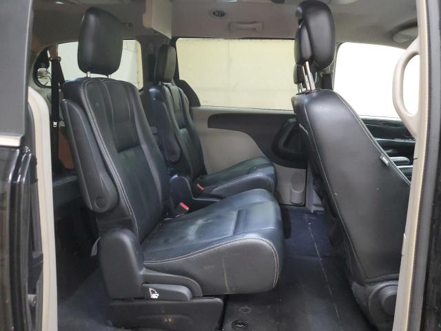 2016 CHRYSLER TOWN & COU 2C4RC1BG0GR147921