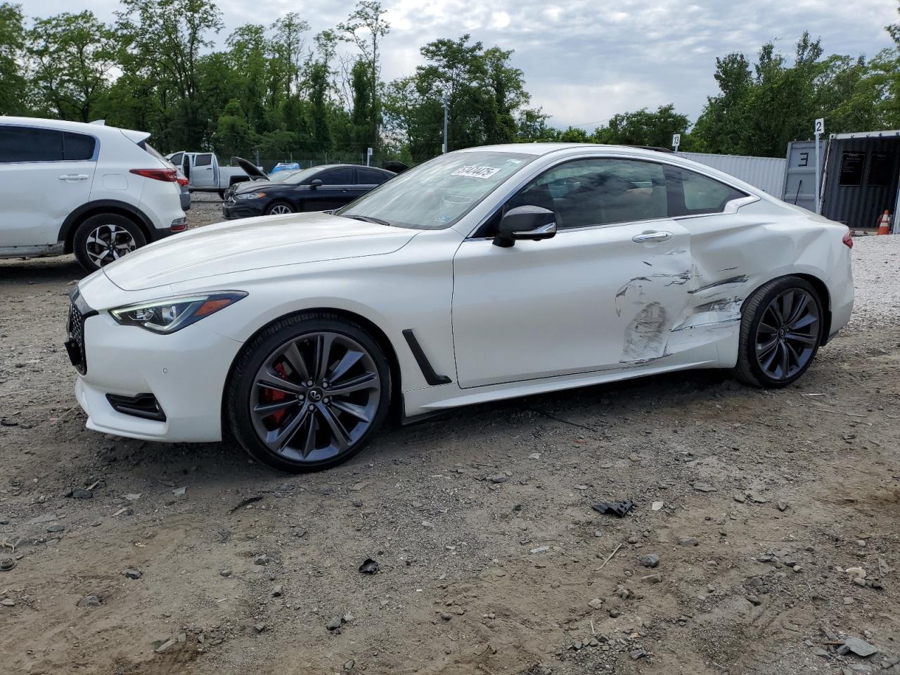 INFINITI Q60 RED SPORT 400