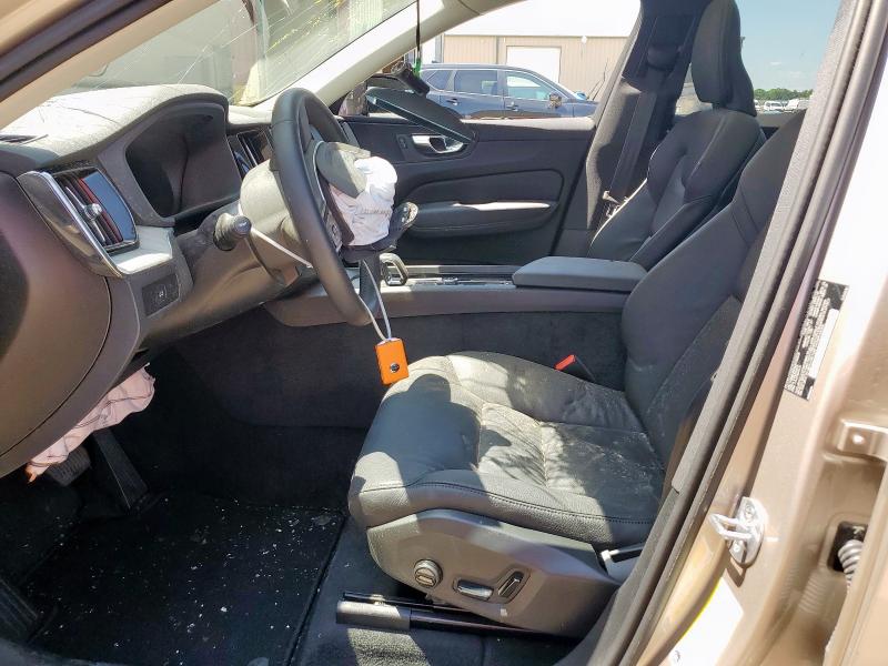 2025 VOLVO XC60 PLUS YV4M12RC6S1116532