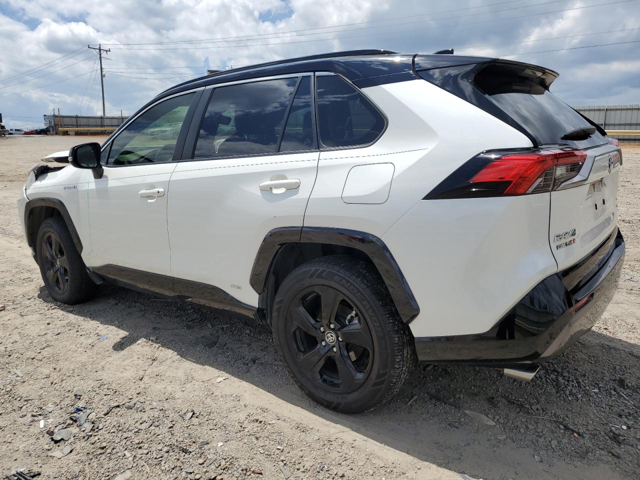 TOYOTA RAV4 XSE