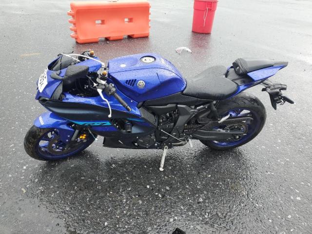 YAMAHA YZFR7 2024 blue  gas JYARM38E2RA010805 photo #4
