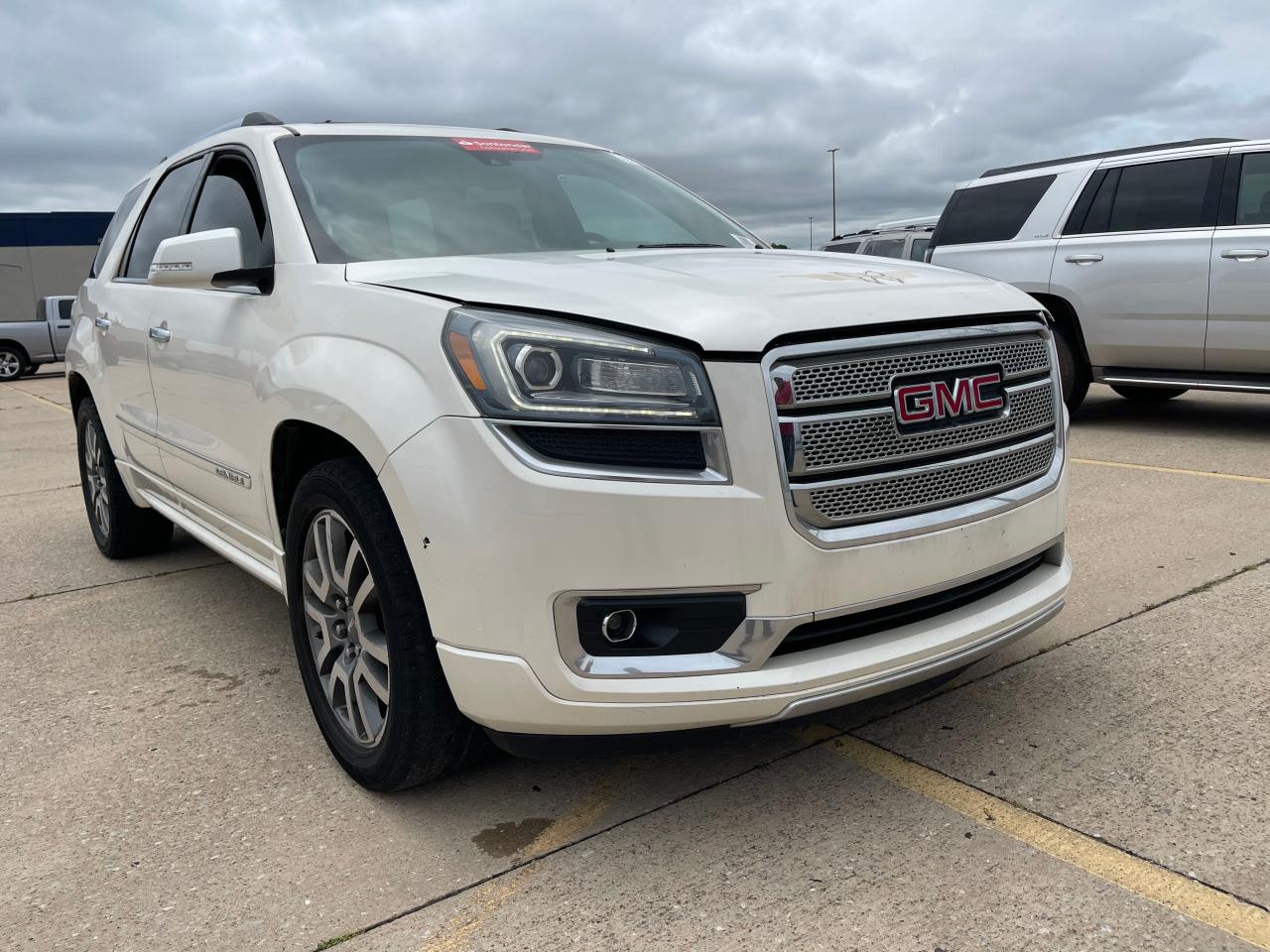 GMC ACADIA DENALI