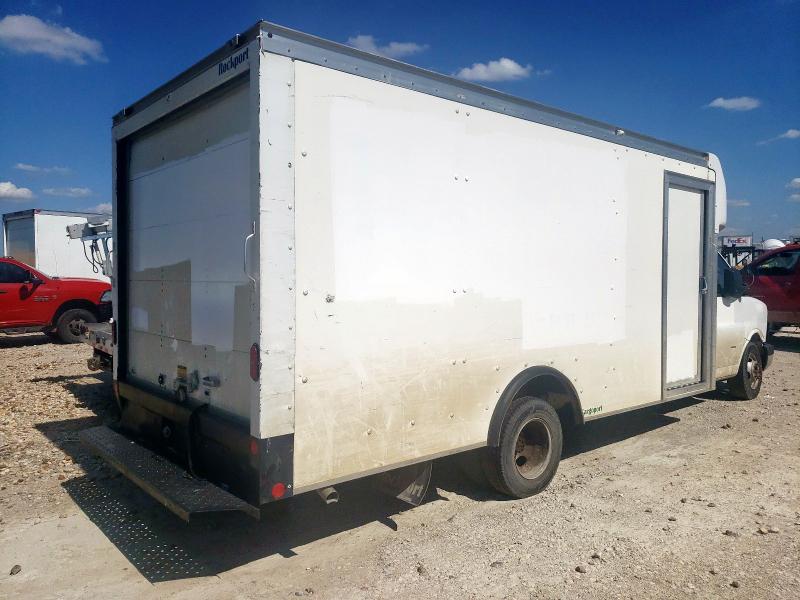 CHEVROLET EXPRESS G3 2022 white  gas 1HA3GTC73NN004374 photo #4