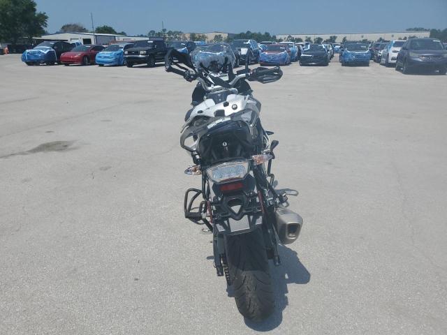 2016 BMW S 1000 XR WB10D1301GZ462947