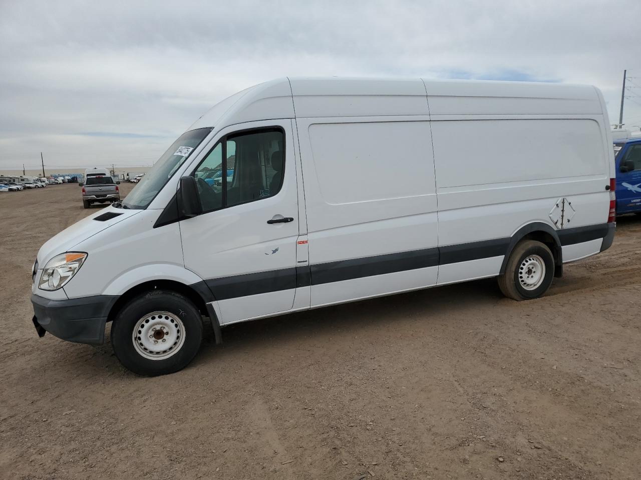 MERCEDES-BENZ SPRINTER 2500