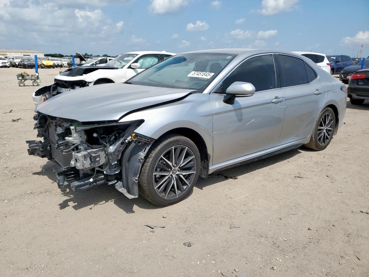 TOYOTA CAMRY SE