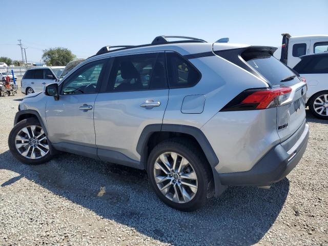 Vin: 2t3c1rfv7lw102106, lot: 55808045, toyota rav4 xle premium 20202