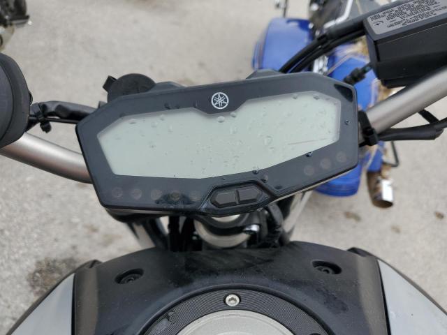 2019 YAMAHA MT07 JYARM27E2KA004942