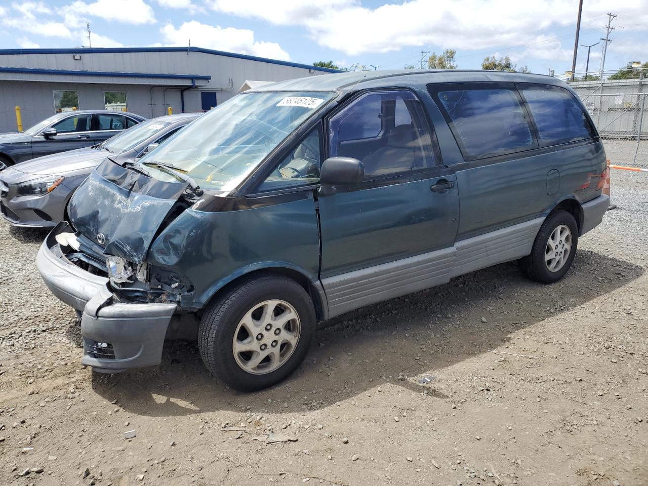  Salvage Toyota Previa