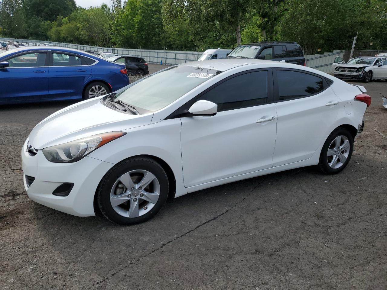 HYUNDAI ELANTRA GLS